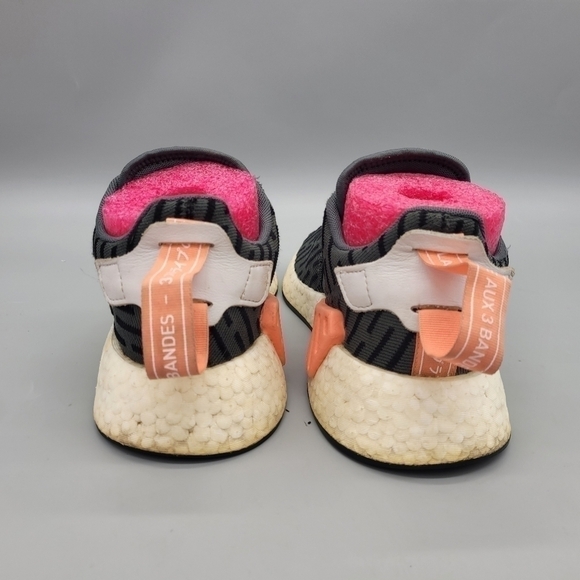 Adidas NMD R2 Women's Size 8 Utility Ivy Green Black White Peach Boost BA7259 - Picture 6 of 16
